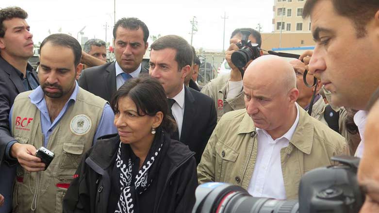 سه‌رۆكى شاره‌وانى پاريس:  ده‌بێ هه‌موو دونيا له‌ كورده‌وه‌ فێرى پاراستنى وڵات بێ